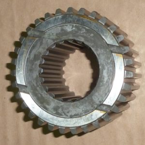Шестерня 6520-2405028